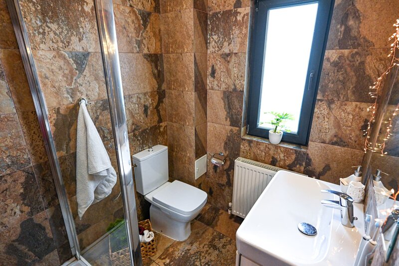 Chiajna, Penny Apeductului, casa individuala, cu 5 camere, P+1, an 2015